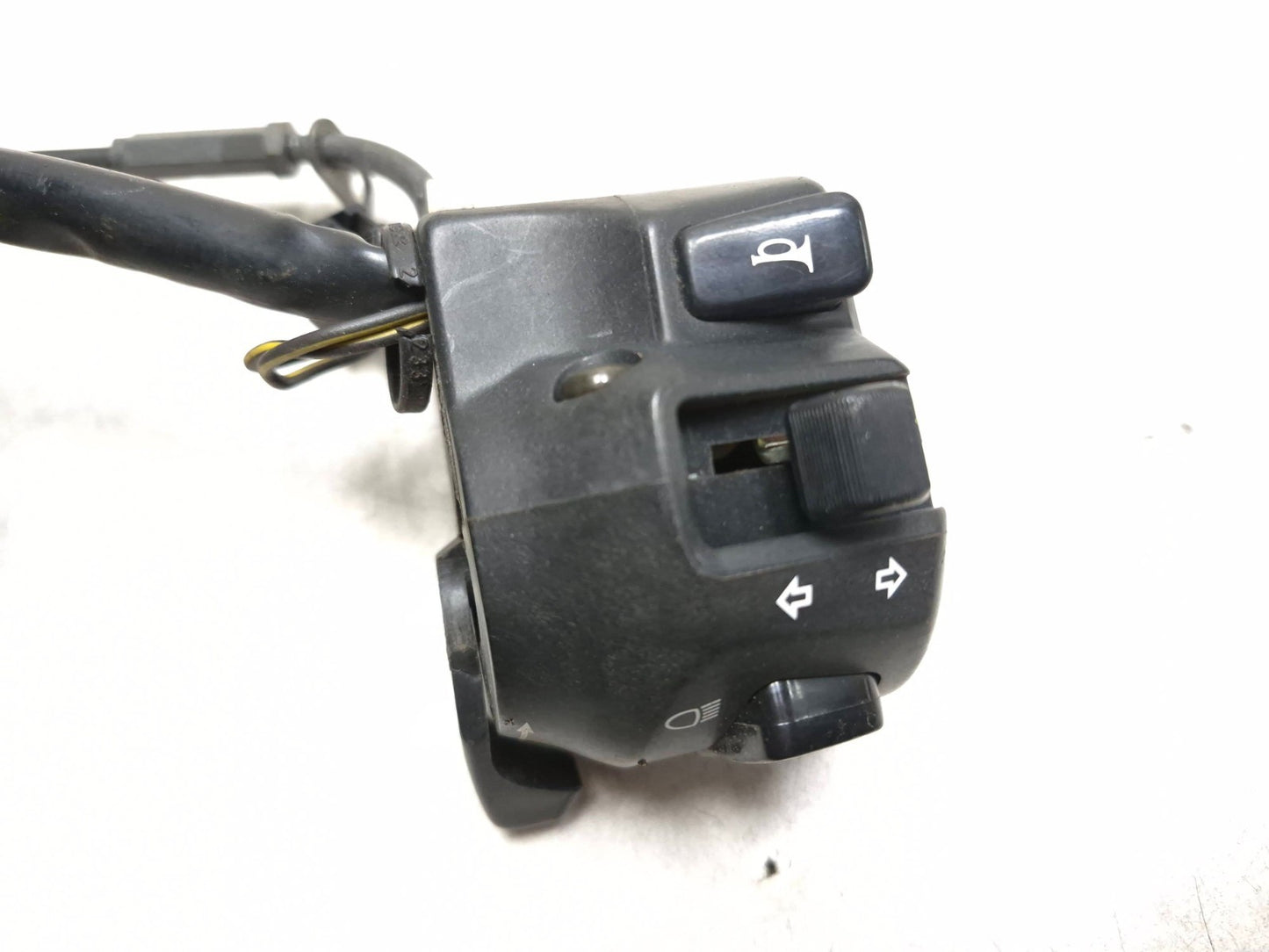 2006 Suzuki Gs 500fk Left Handlebar Switch OEM