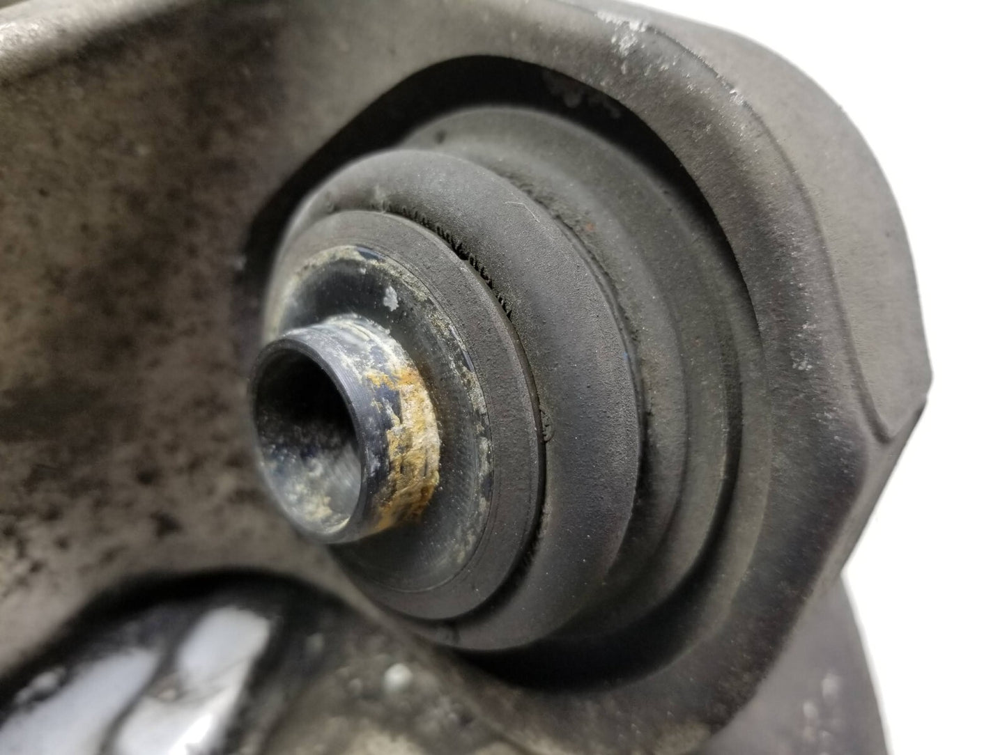 2011 BMW X5 E70 Rear Spindle Knuckle Wheel Hub Passenger Side Right OEM