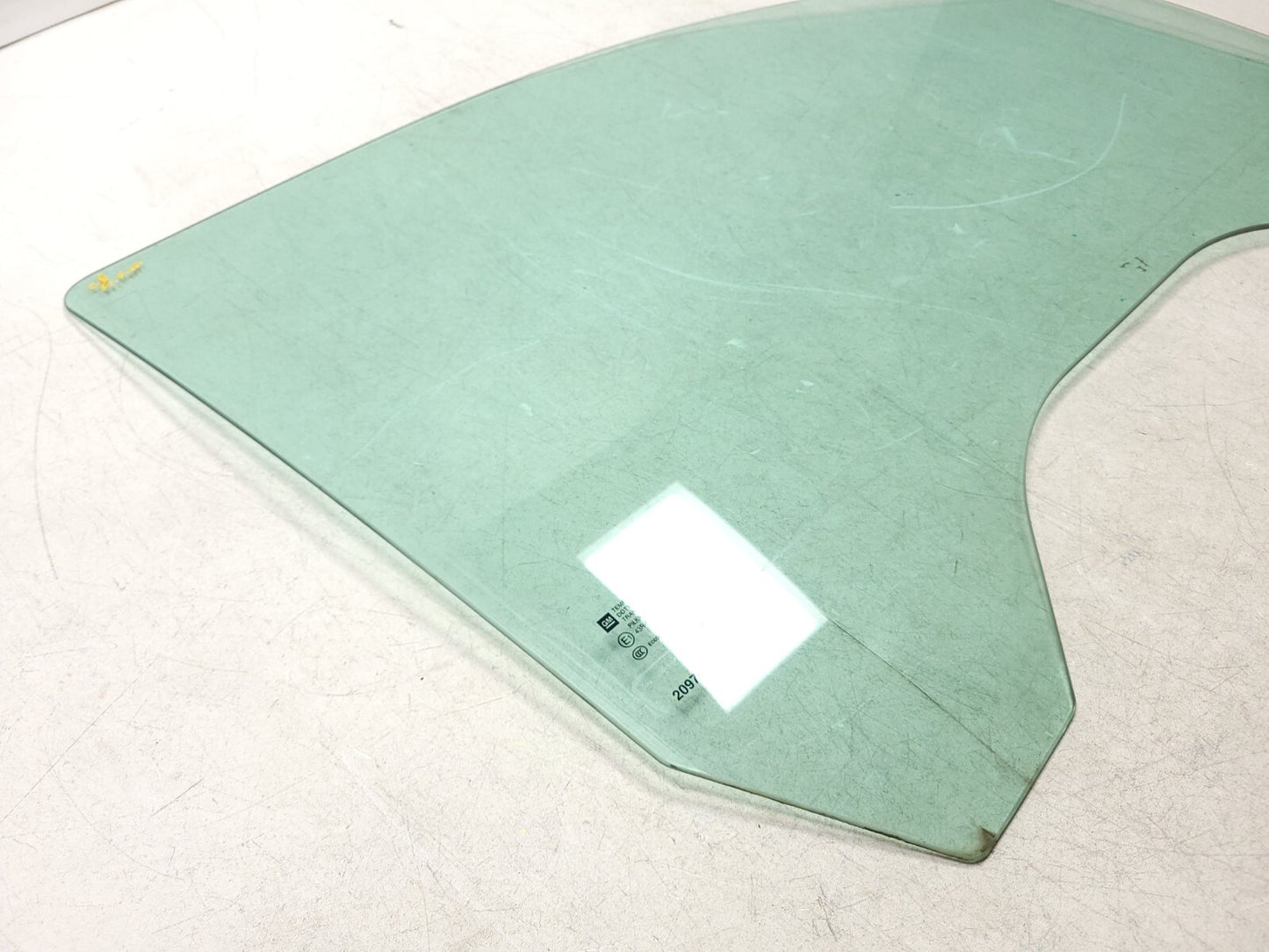 14- 19 Chevrolet Silverado 1500 Door Window Glass Front Passenger Side Right OEM