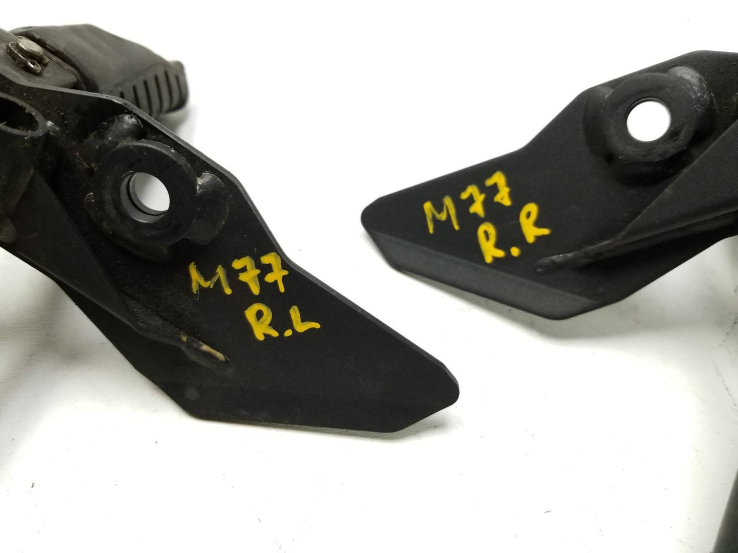 2022 Kawasaki Klr650 Kl650l  Adventure Rear Passenger Footpeg Rest Pair OEM