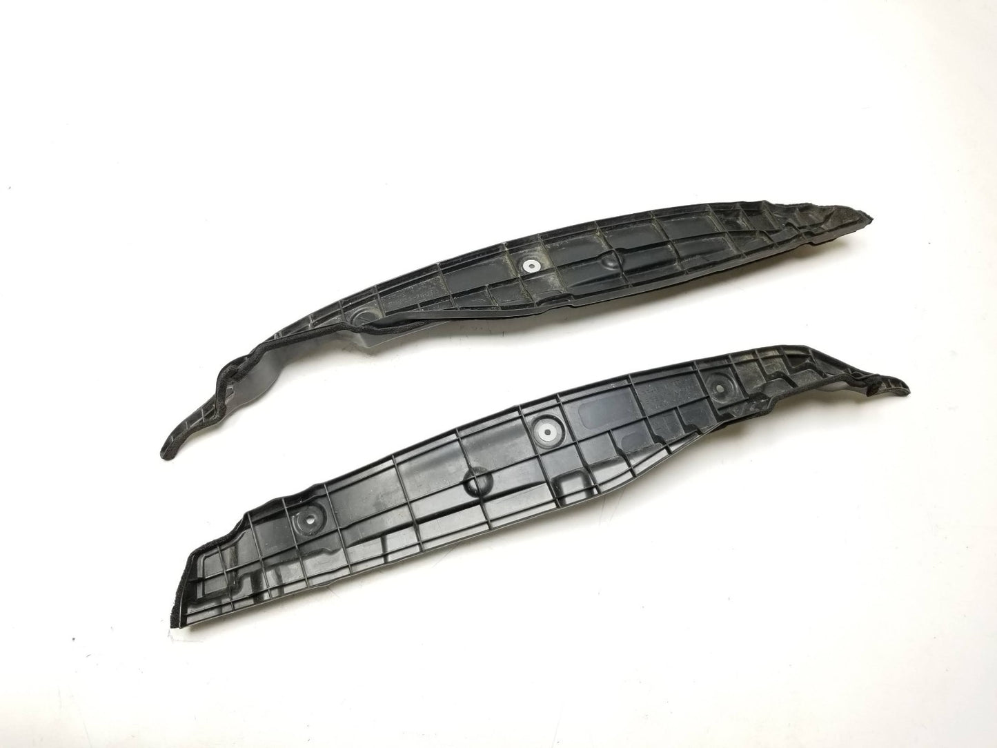 11-17 Lexus CT200h Front Fender Protector Left & Right Pair Oem✅