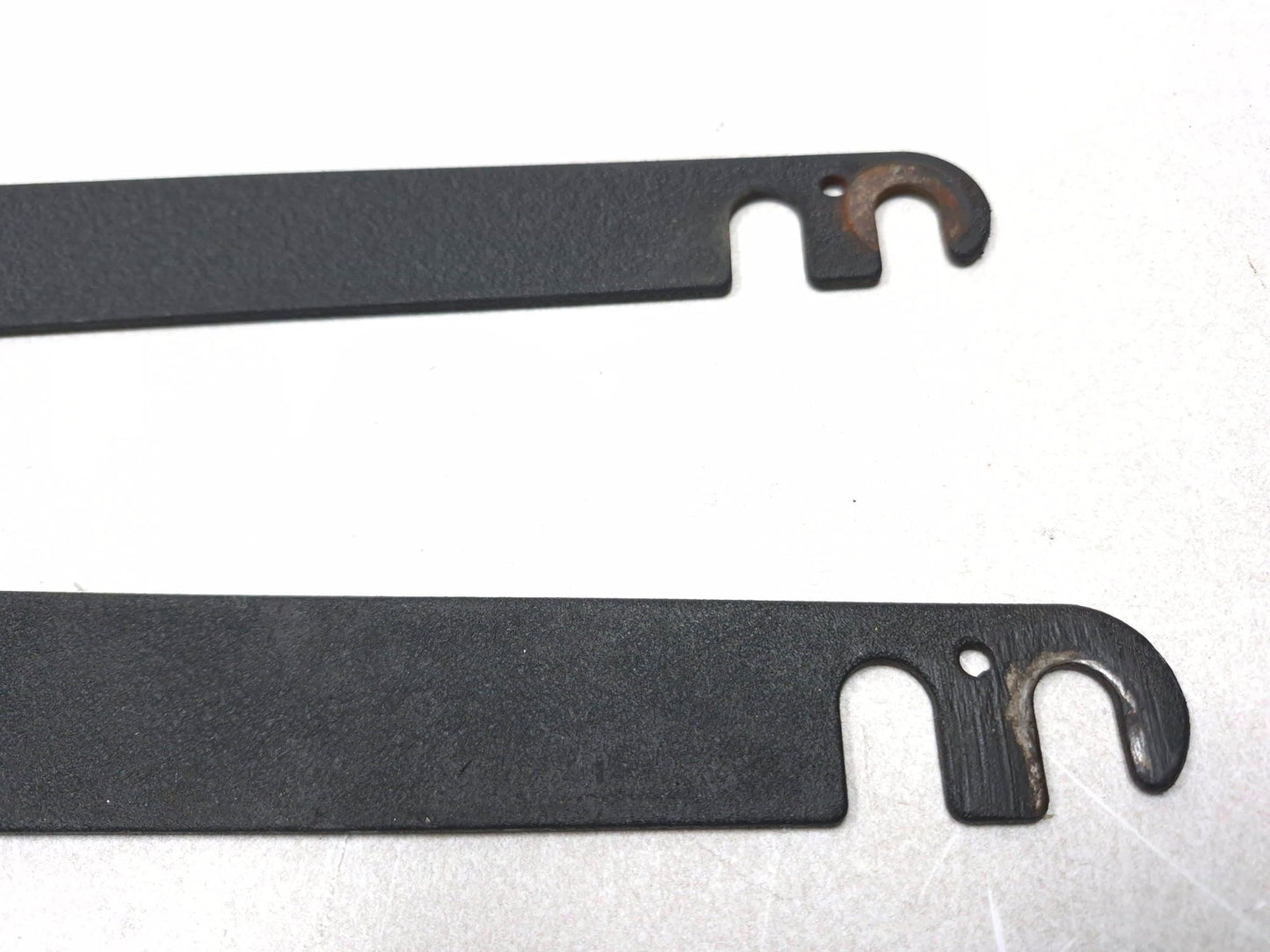 2003 Harley-davidson Fxdl Anniversary Rear Fender Spacer Side Plate Pair OEM