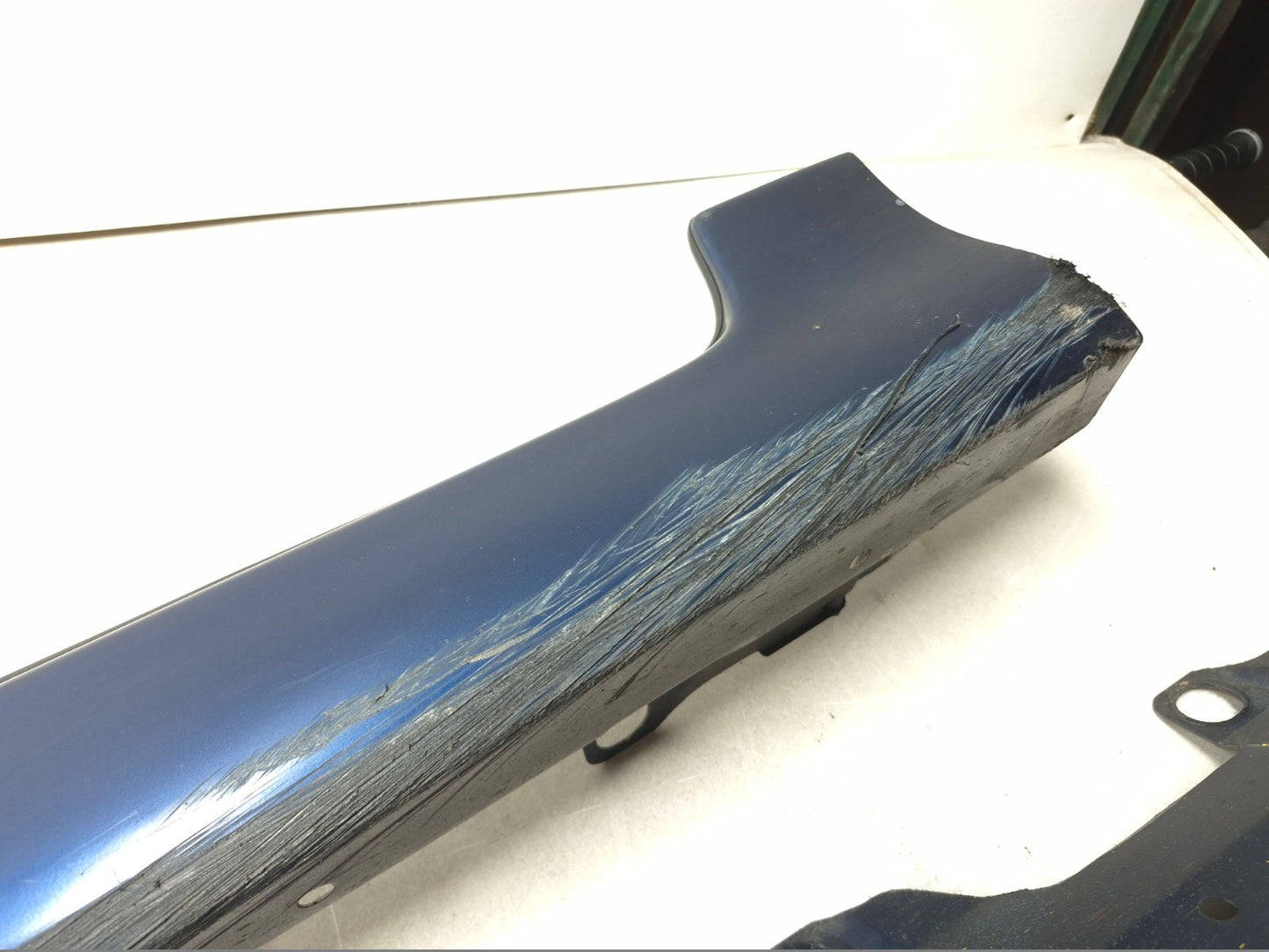 2004 Toyota Corolla Sedan Skirt Rocker Panel Molding Left & Right Pair OEM