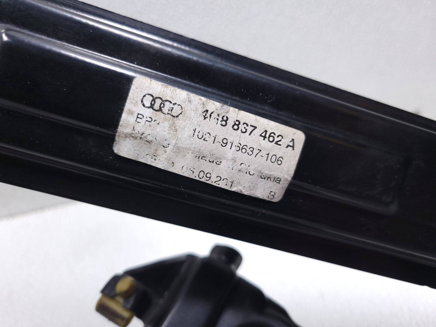 2012 Audi A7 Front Right Passenger Side Door Window Regulator OEM