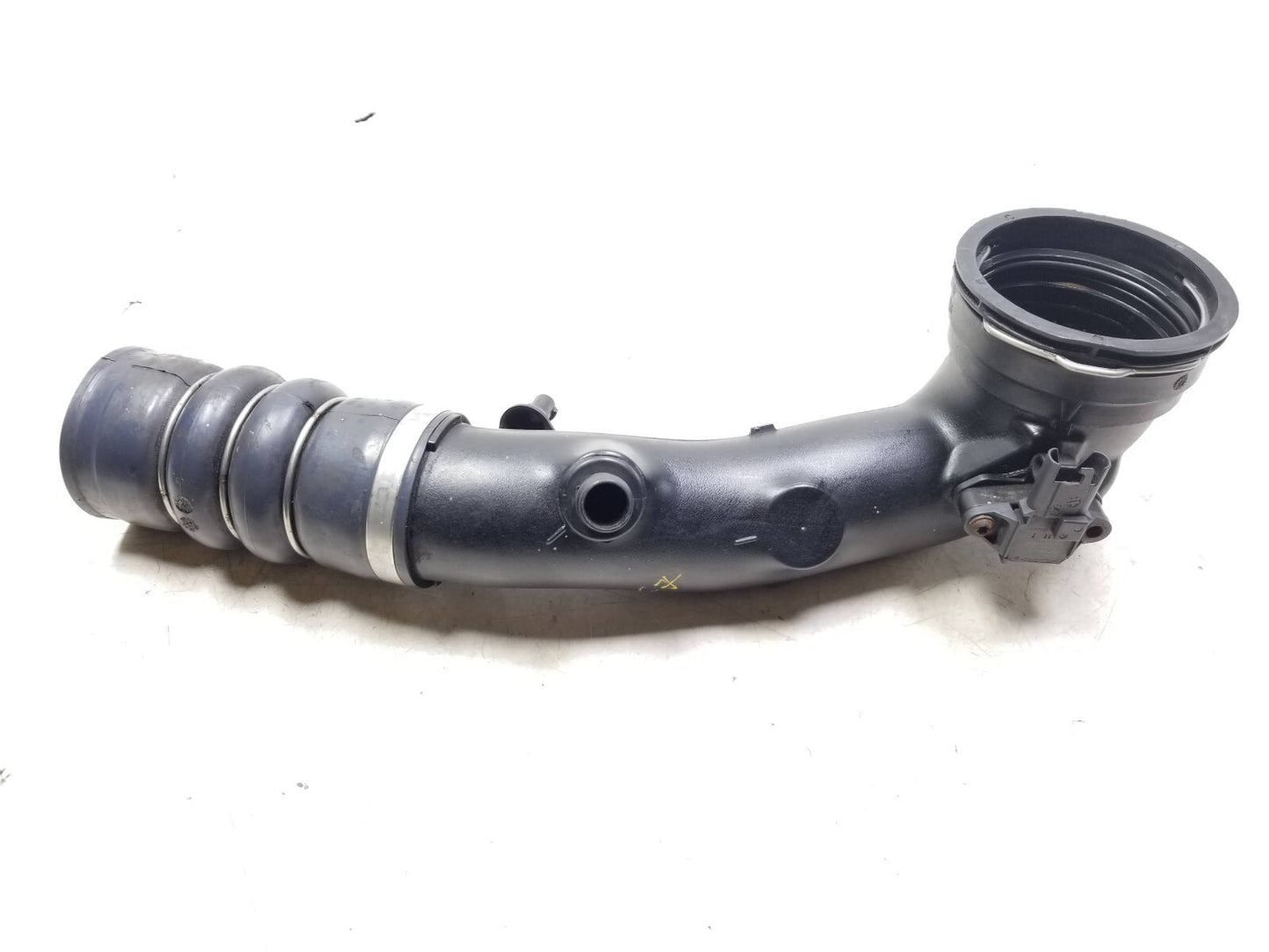 2011-2013 BMW X5 X6 E70 E71 Upper Intercooler Hose Pipe Tube 2pcs 3.0l OEM