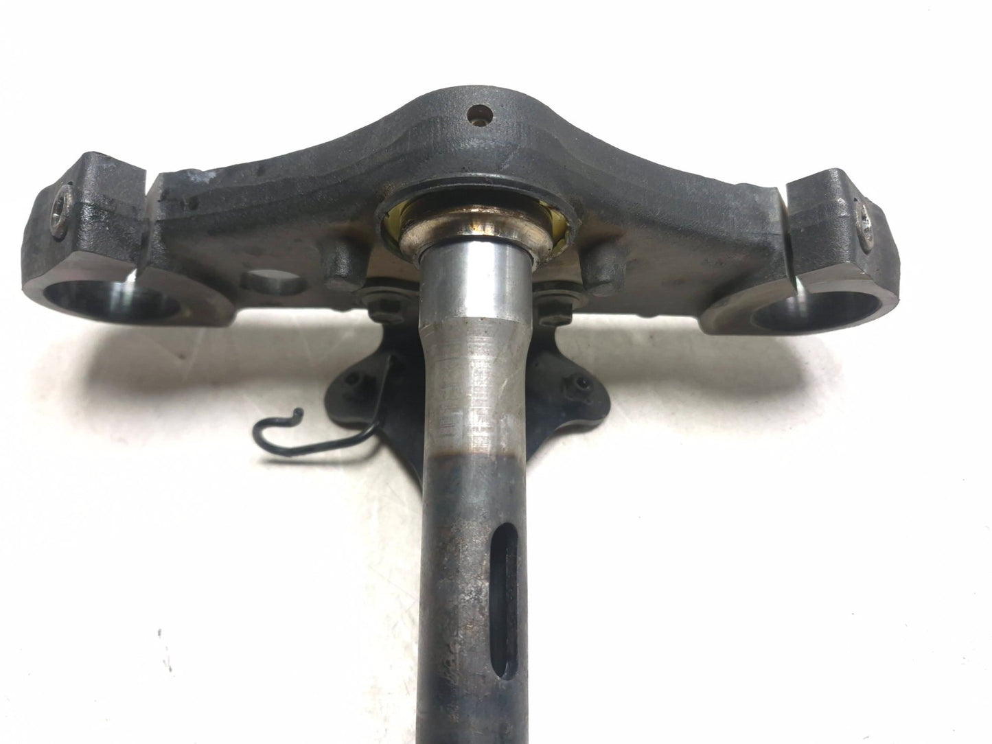 2005 Suzuki C50 Boulevard Front Fork Clamp Lower Triple Tree OEM