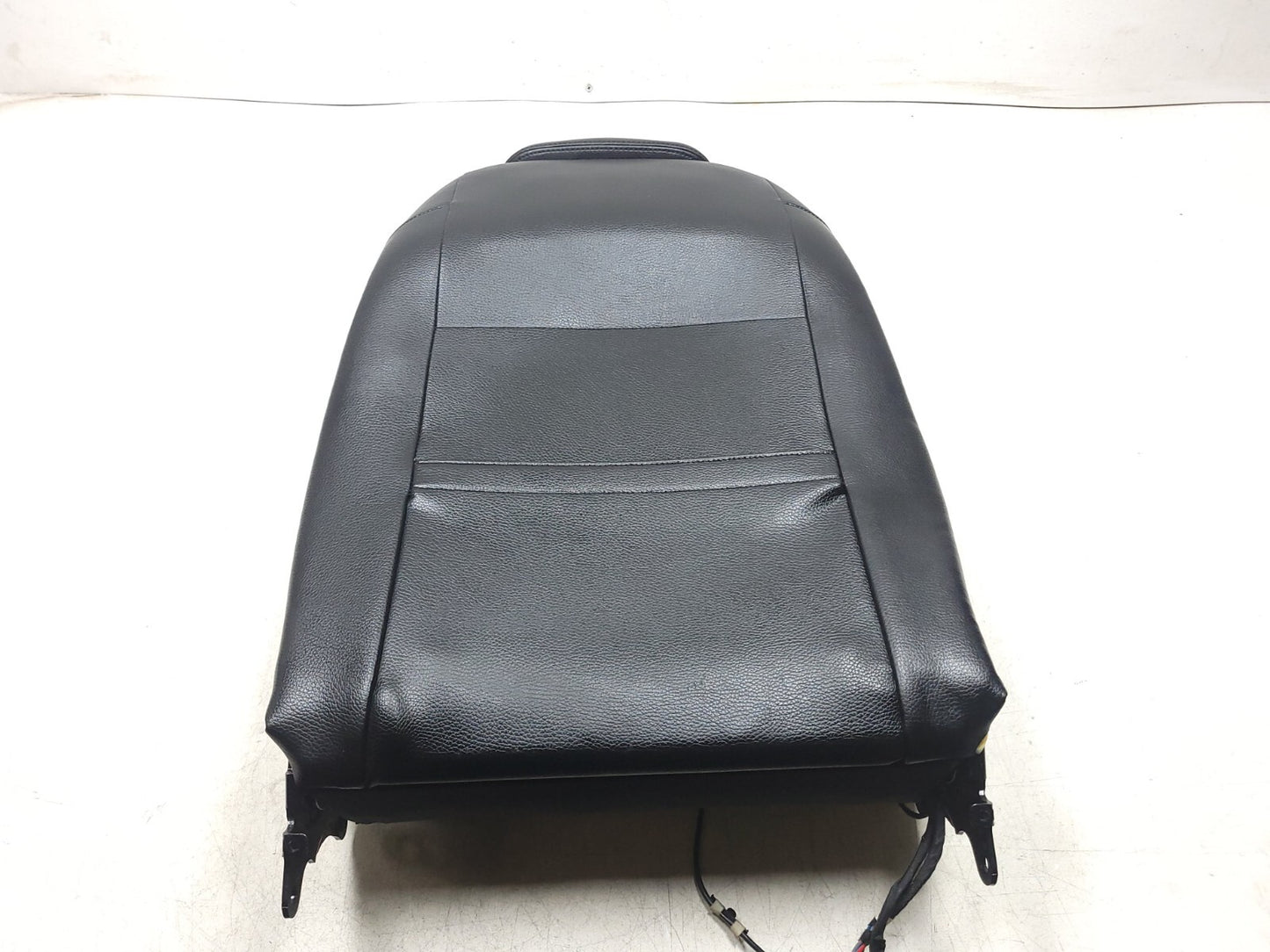 2012 Volkswagen Cc Front Passenger Right Seat Back Backrest Upper OEM
