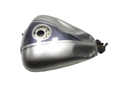 2007 Yamaha Xvs 1300 V-star Fuel Tank Has Damage OEM