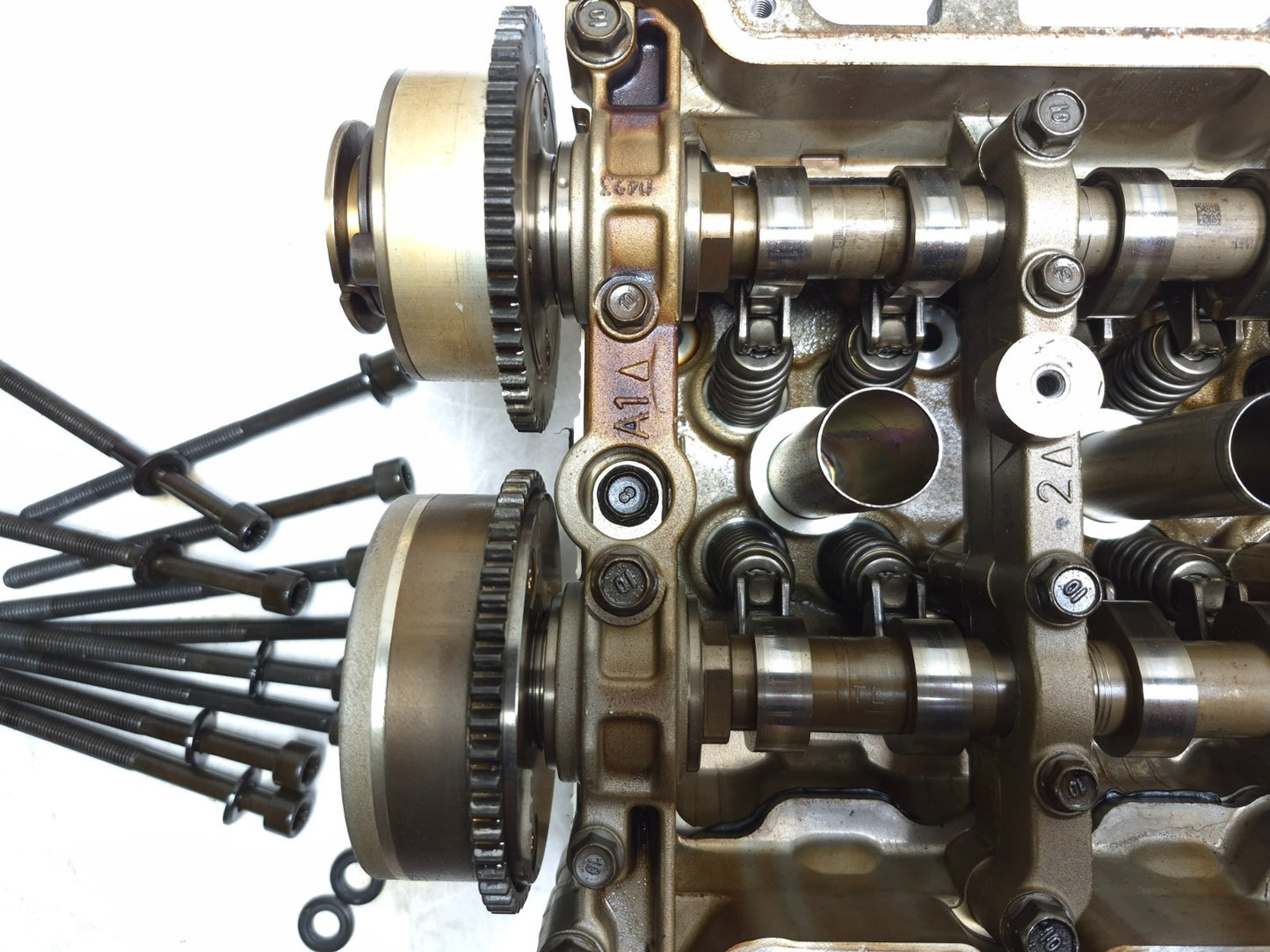 2019 Hyundai Kona 2.0l Engine Cylinder Head W/ Camshaft OEM