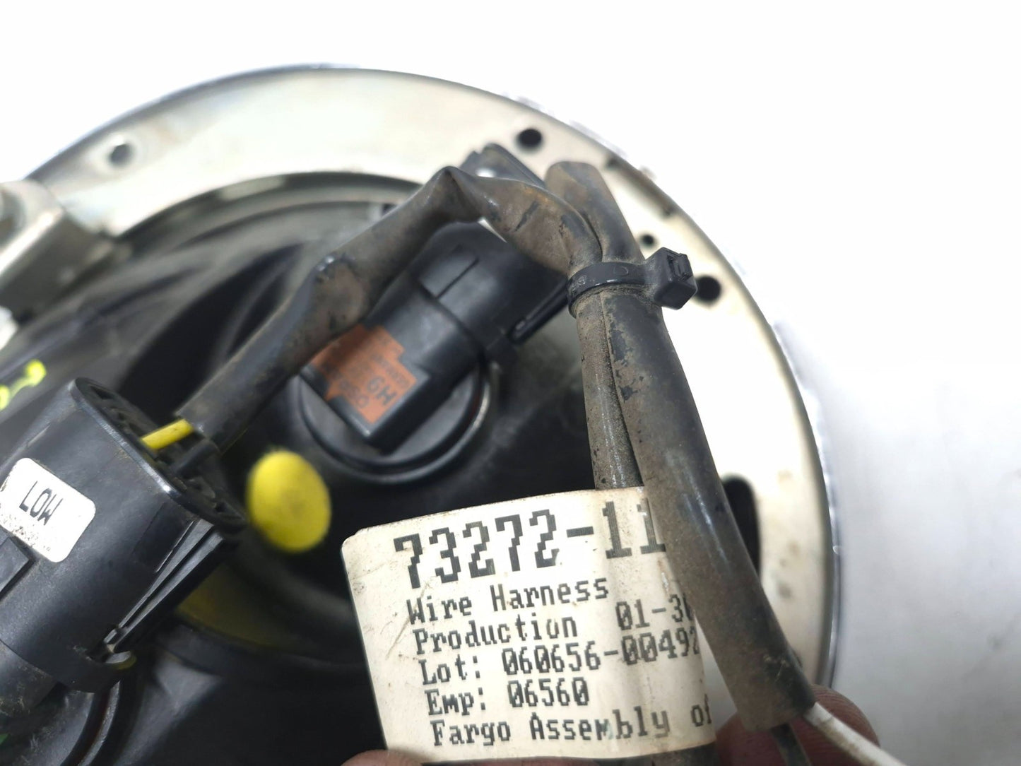 2004 Harley Davidson Touring Electra Glide Headlight Dual Lamp OEM