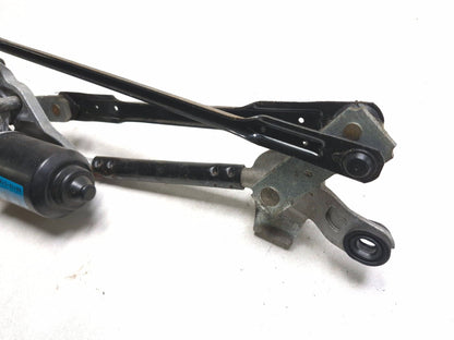 2019 Hyundai Kona Front Windshield Wiper Linkage W/ Motor OEM