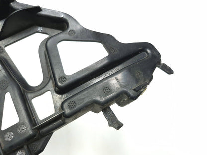 2011 BMW 750li Front Fender Support Mount Bracket Left & Right OEM