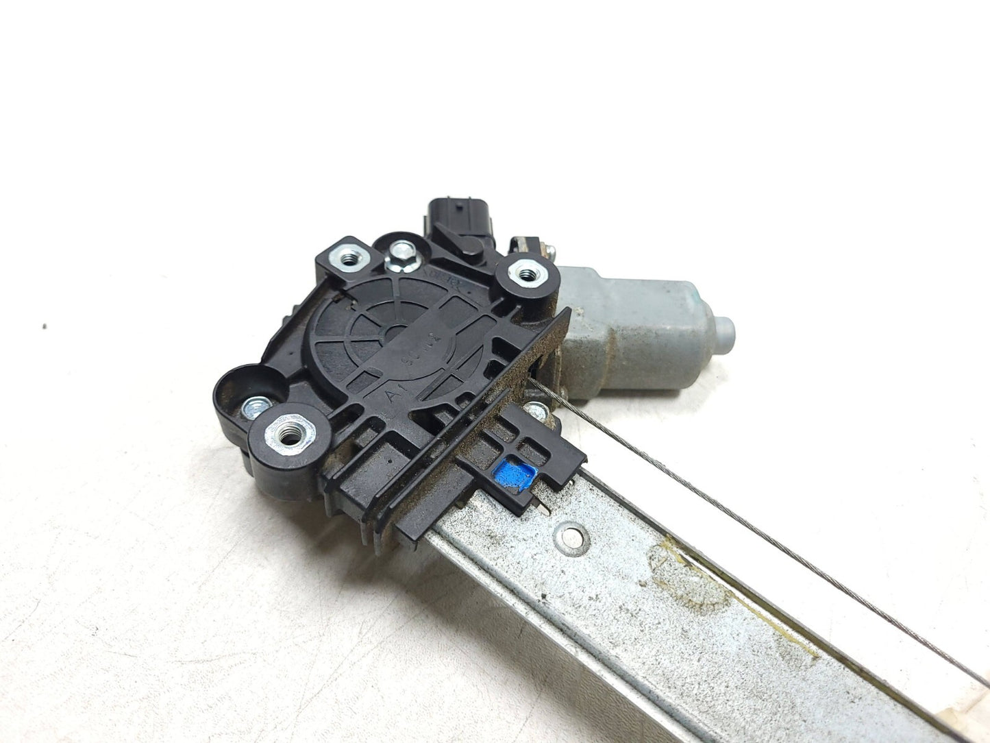 11-15 Subaru Impreza Door Window Regulator Motor Front Passenger Side OEM Sedan