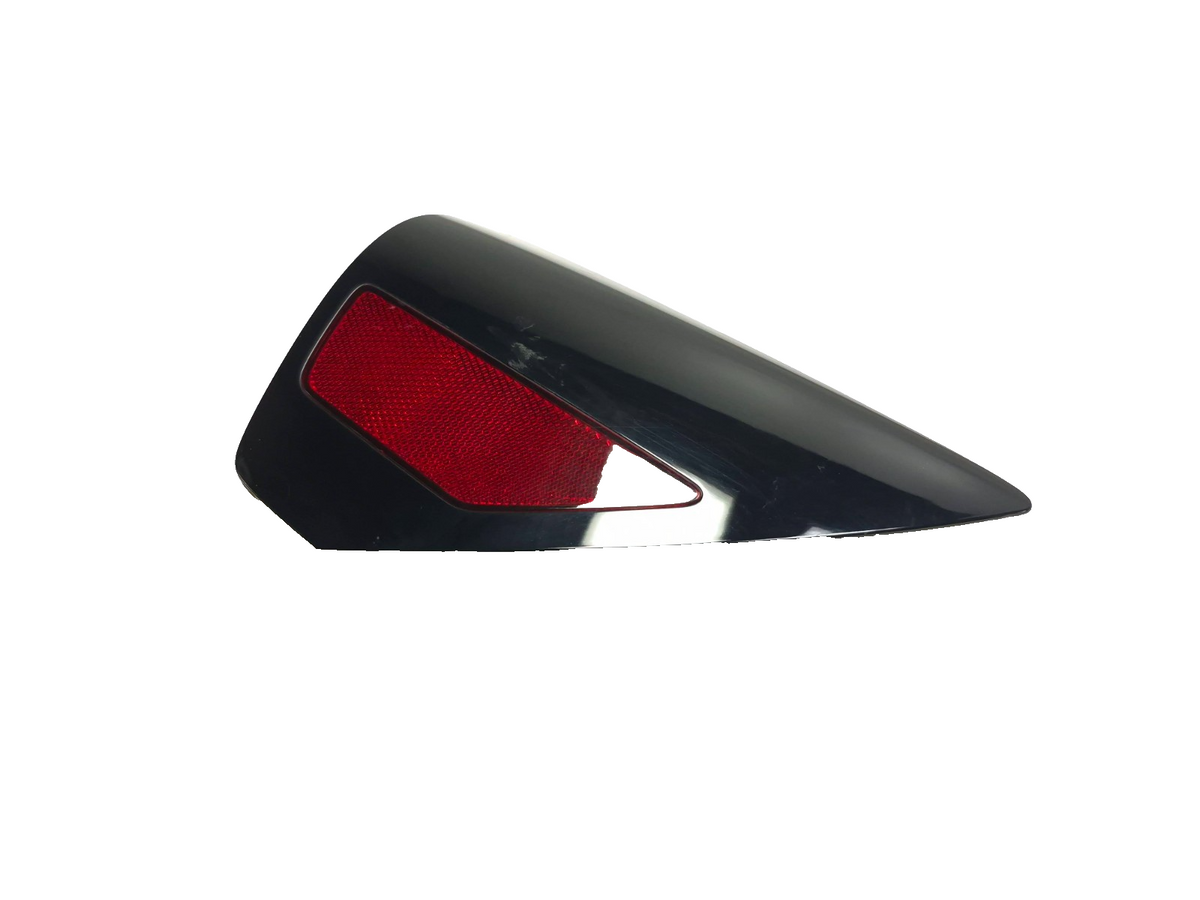 2020 Tesla Model 3 Rear Quarter Reflector Trim Panel Passenger Side Right OEM