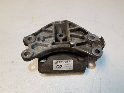 14 15 Mercedes-benz C300 4matic At Automatic Transmission Mount OEM