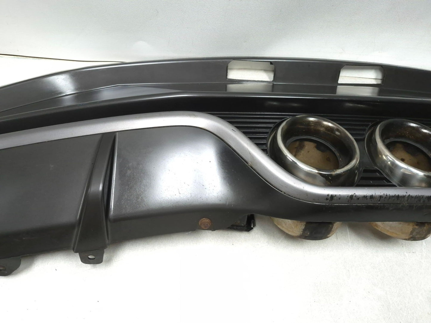2016 Hyundai Veloster Rear Bumper Lower Cover W/ License Plate Light OEM