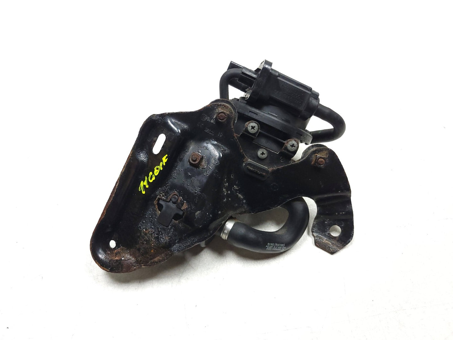 2010-2014 Volkswagen Golf GTI Fuel Vapor Leak Detection Pump  OEM