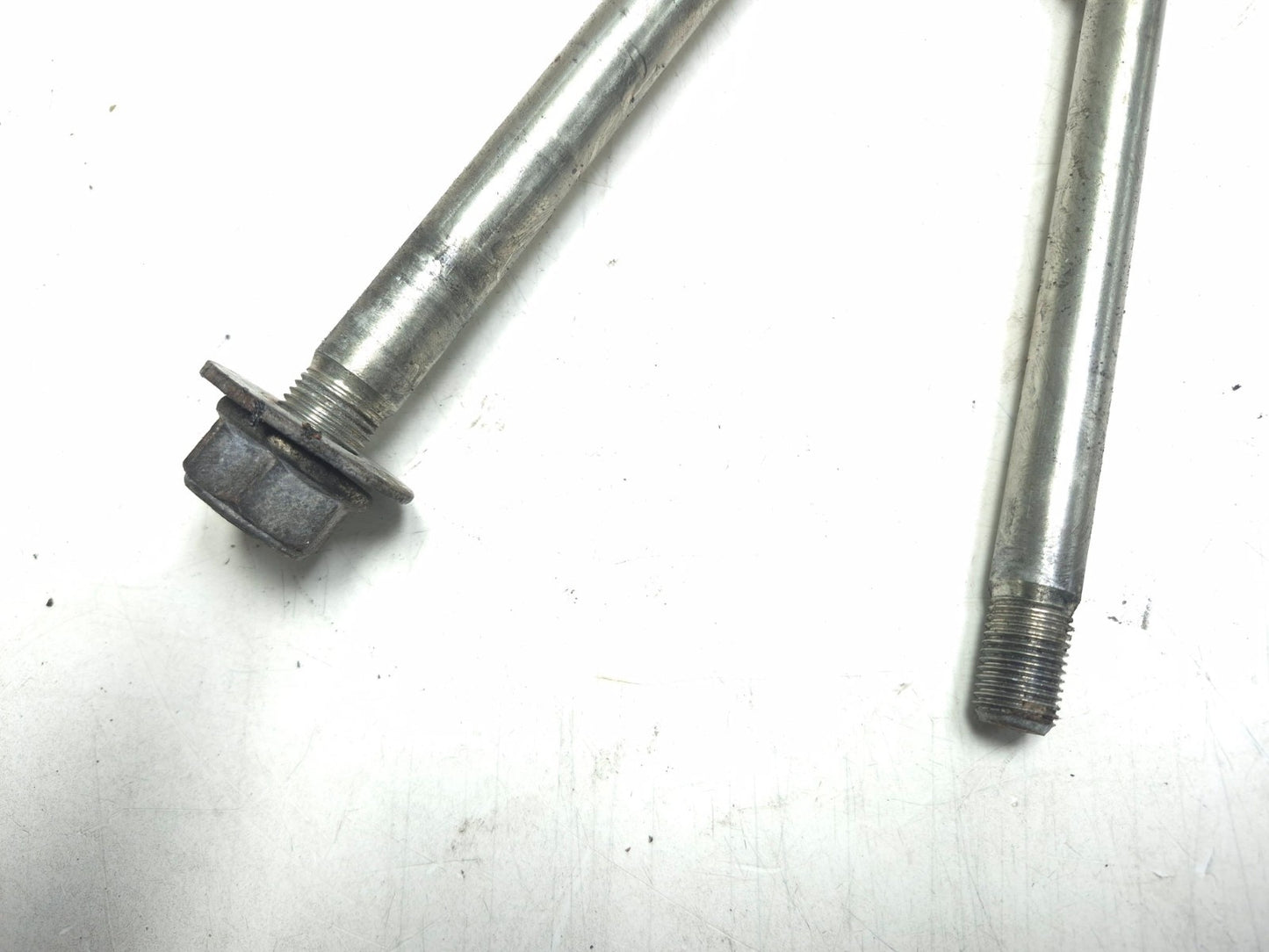2015 Suzuki Gw250 Inazuma 250 Wheel Axle Front & Rear Pair OEM