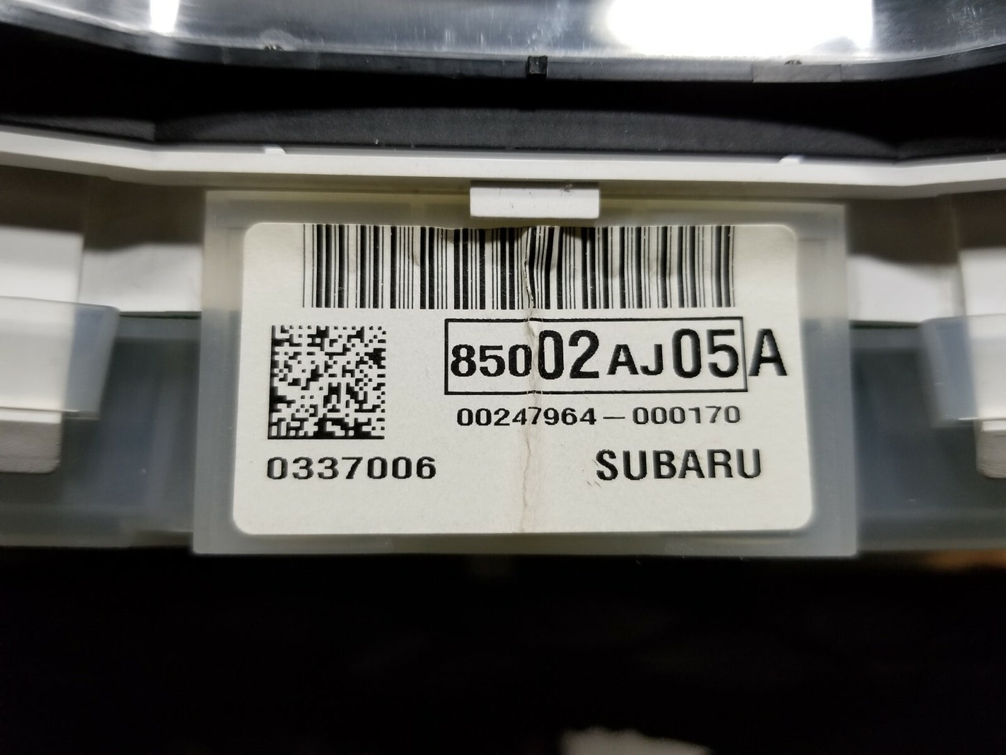 2010 Subaru Legacy 2.5i Instrument Cluster Speedometer OEM