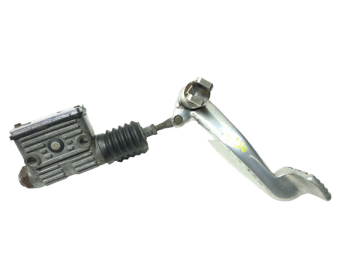 1999 - 2003 Harley Sportster Xl1200 Xl883 Rear Brake Master Cylinder & Pedal