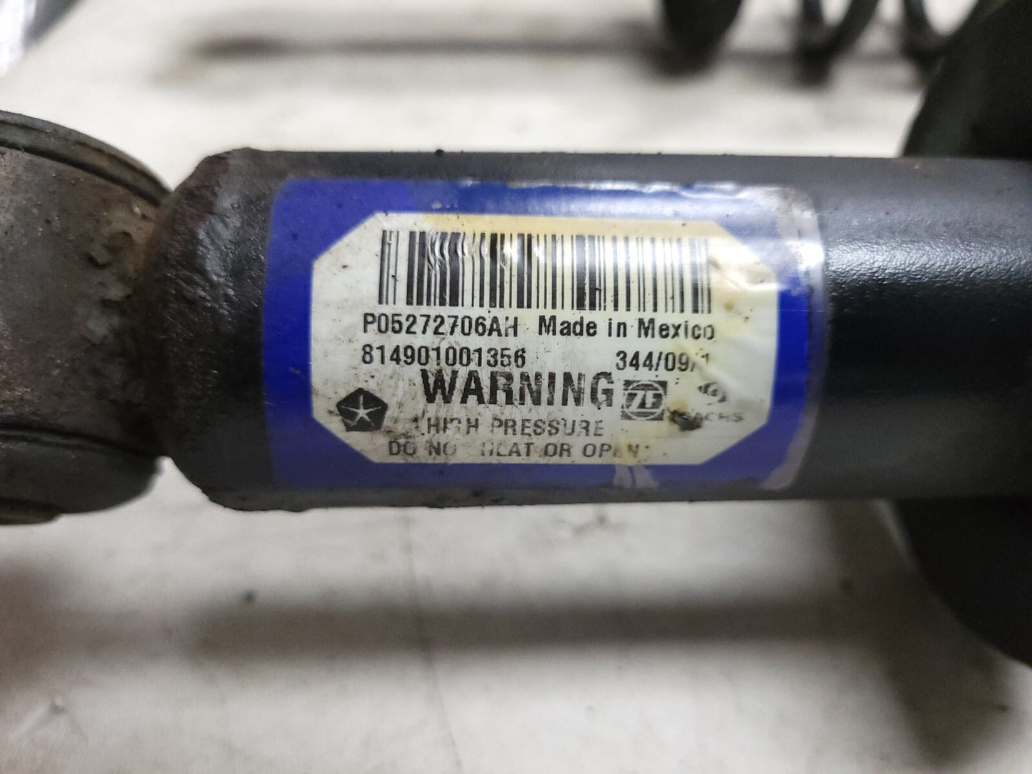 2007-2012 Dodge Caliber Rear Shock Strut Absorber Left & Right OEM