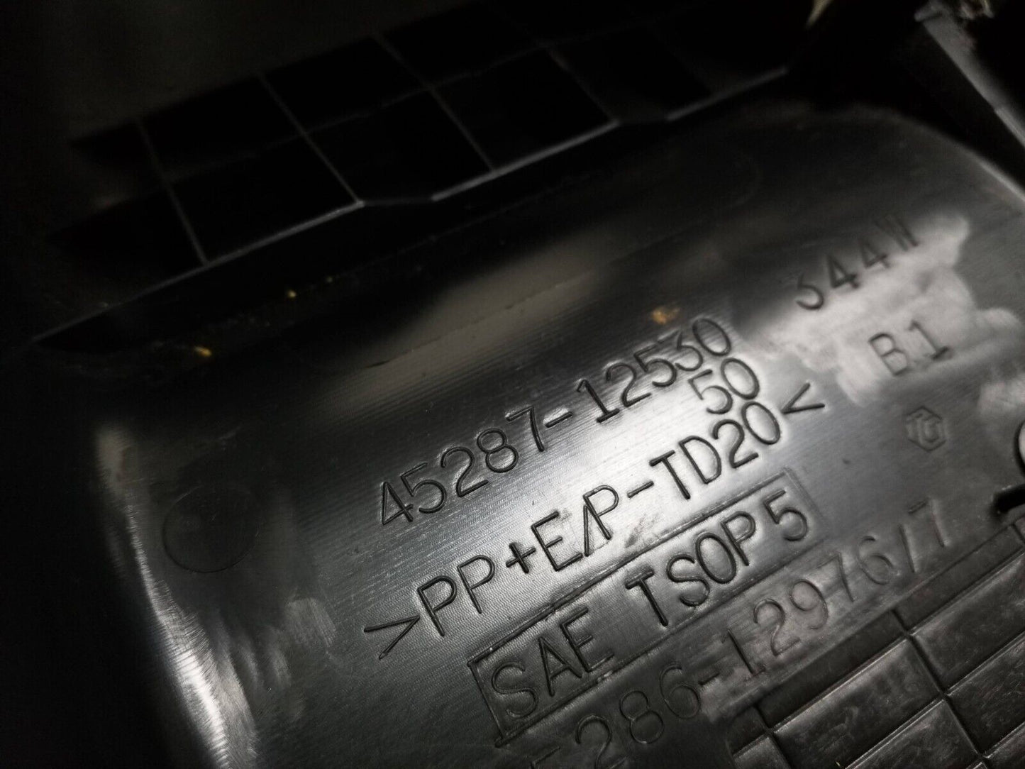 08 - 15 Scion Xb Steering Column Shroud Trim Cover OEM