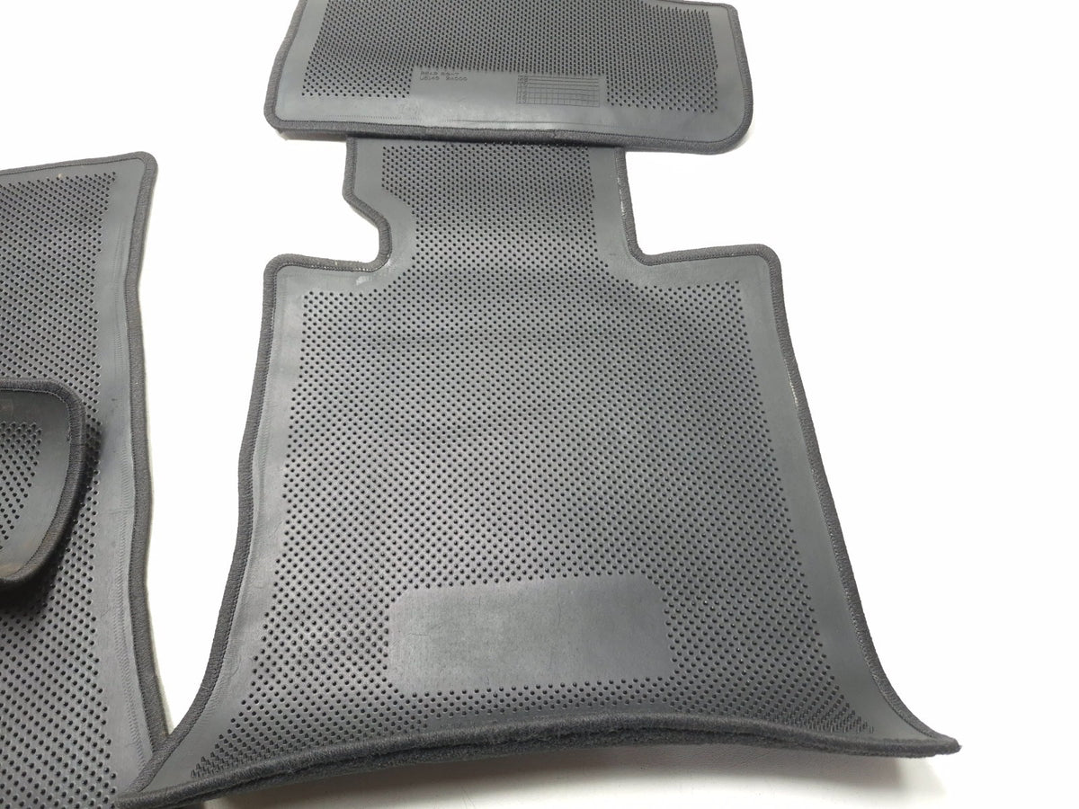 2010 Hyundai Genesis Coupe Floor Mat Carpet 4 Pcs 2m014-adu00-9p OEM
