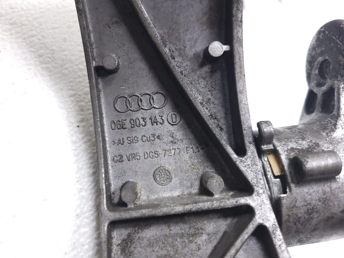 2013 Audi S4 3.0l Drive Belt Pulley Tensioner & Mount Bracket Set OEM
