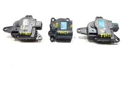17 18 Kia Forte HVAC A/c Heater Flap Motor Actuator 3pcs OEM 49k Miles