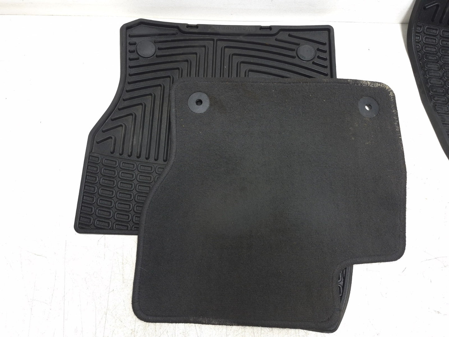 2017 Ford Focus St Floor Mat 8 Pcs OEM
