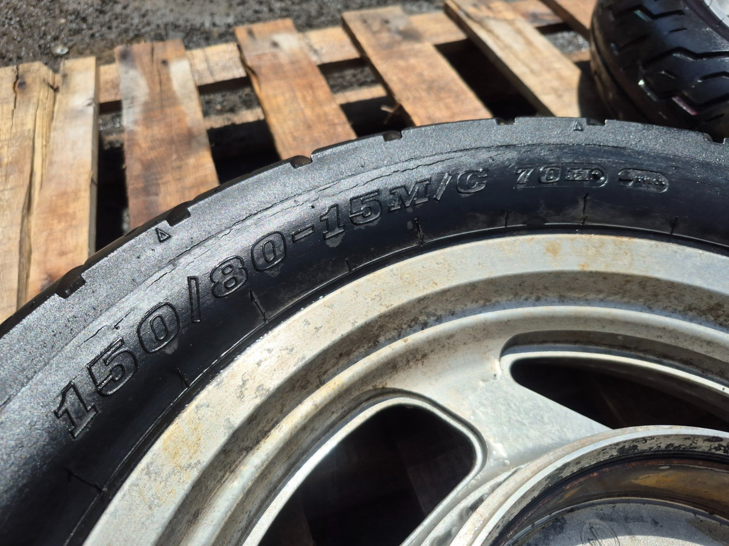 1997 Honda Magna Vf750 Front & Rear Wheel Rim OEM