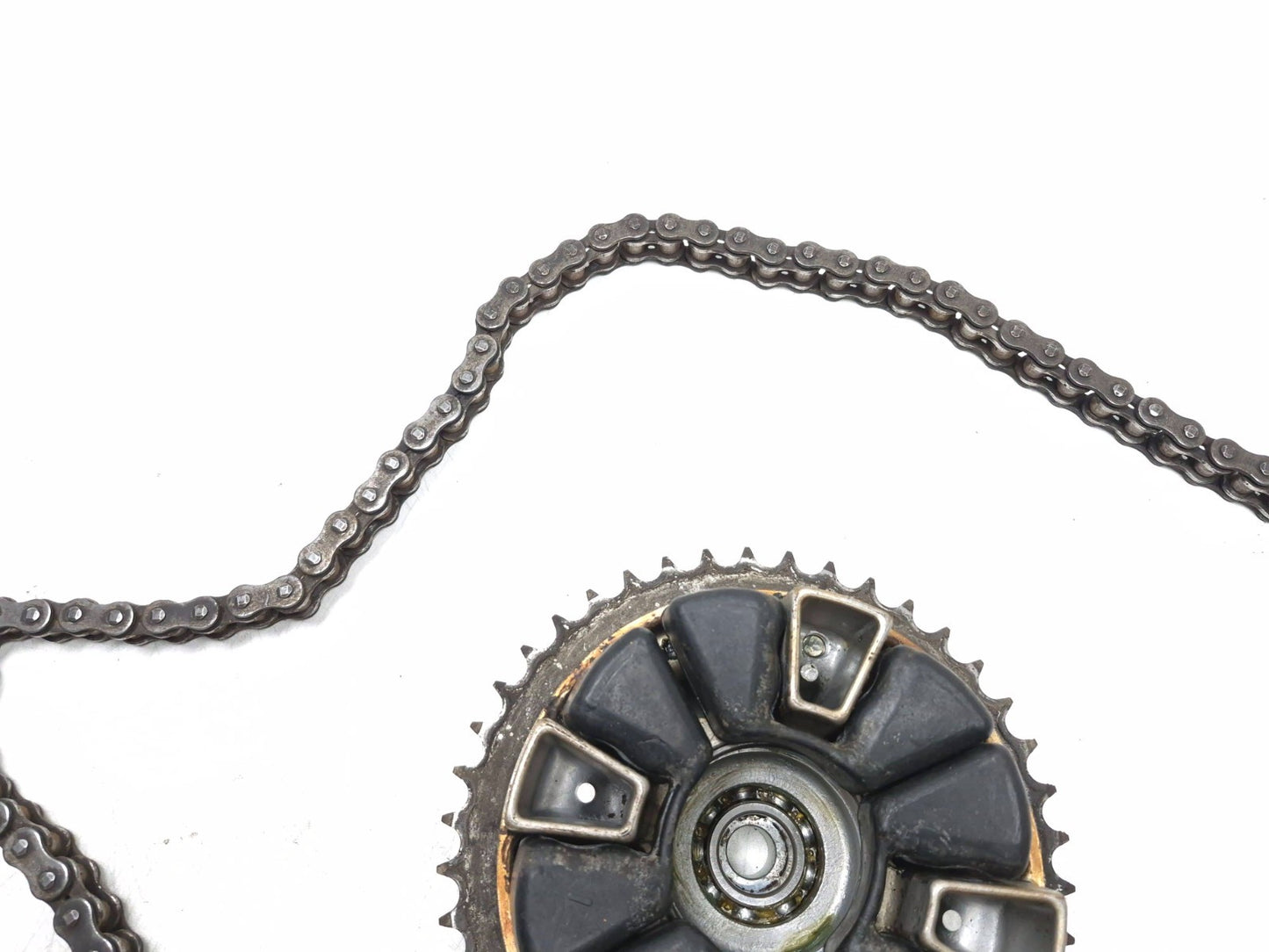 2004 Kawasaki Vulcan 800 Vn800 Rear Wheel Hub & Sprocket W/ Drive Chain OEM