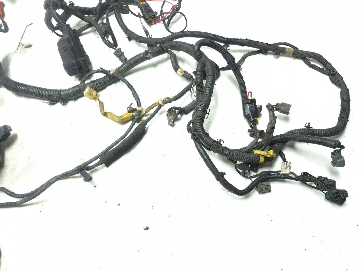 2008 Acura Tl Type-s Engine Bay Wire Harness & Fuse Box 3.5l OEM