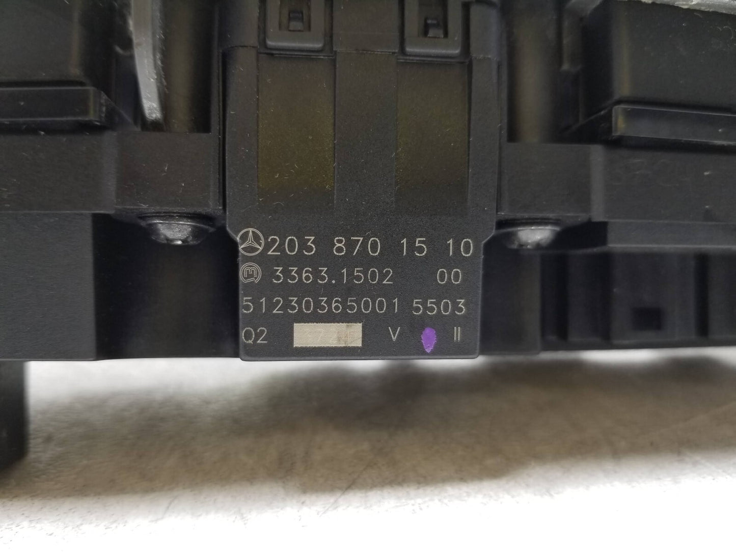 02-05 Mercedes W203 C230 Coupe Hazard Light Door Lock Control Panel Switch OEM