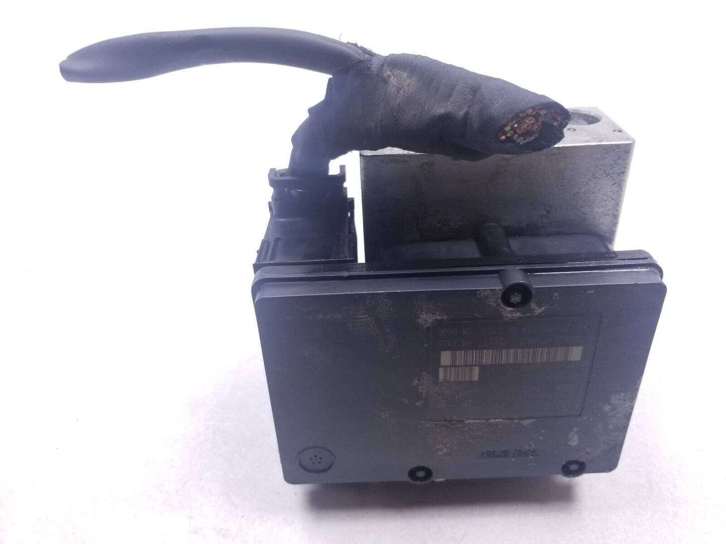 01 - 05 Mercedes-benz W203 C230 ABS Anti Lock Brake Pump A2034311712 OEM