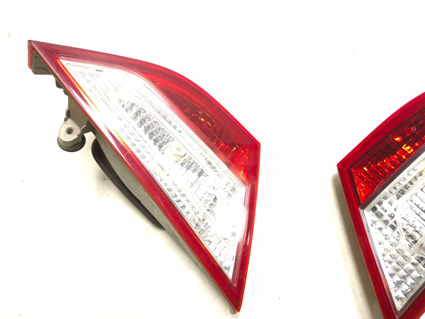 2012 Hyundai Sonata Trunk Lid Tail Light 2pcs OEM