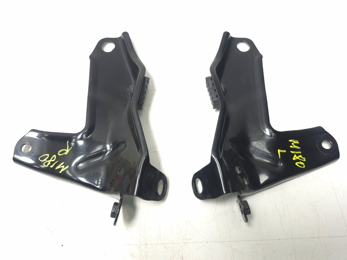 2018 Husqvarna Svartpilen 401  Fuel Tank Mount Bracket Left & Right OEM
