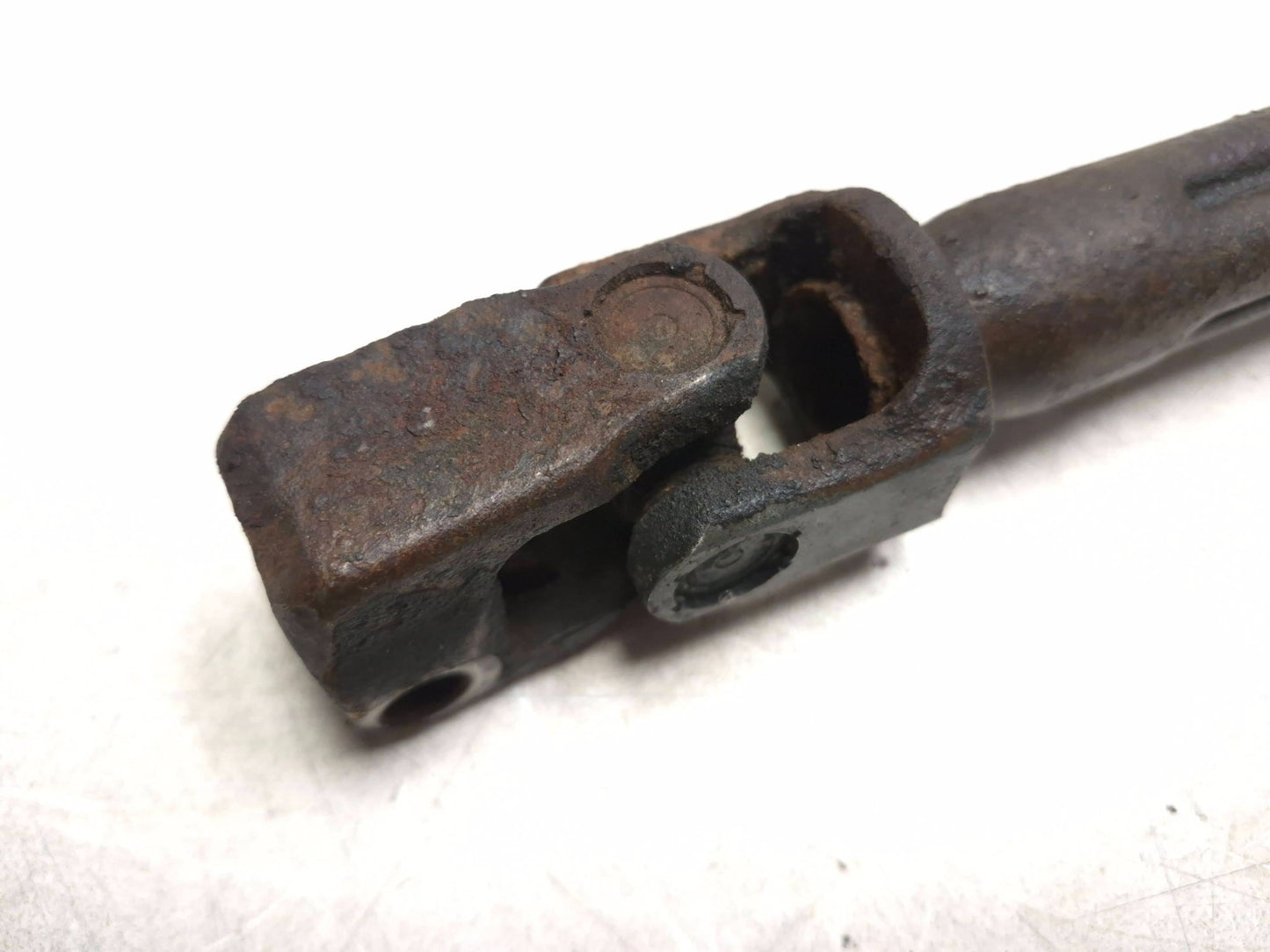 2008 Lincoln Navigator Lower Steering Shaft OEM