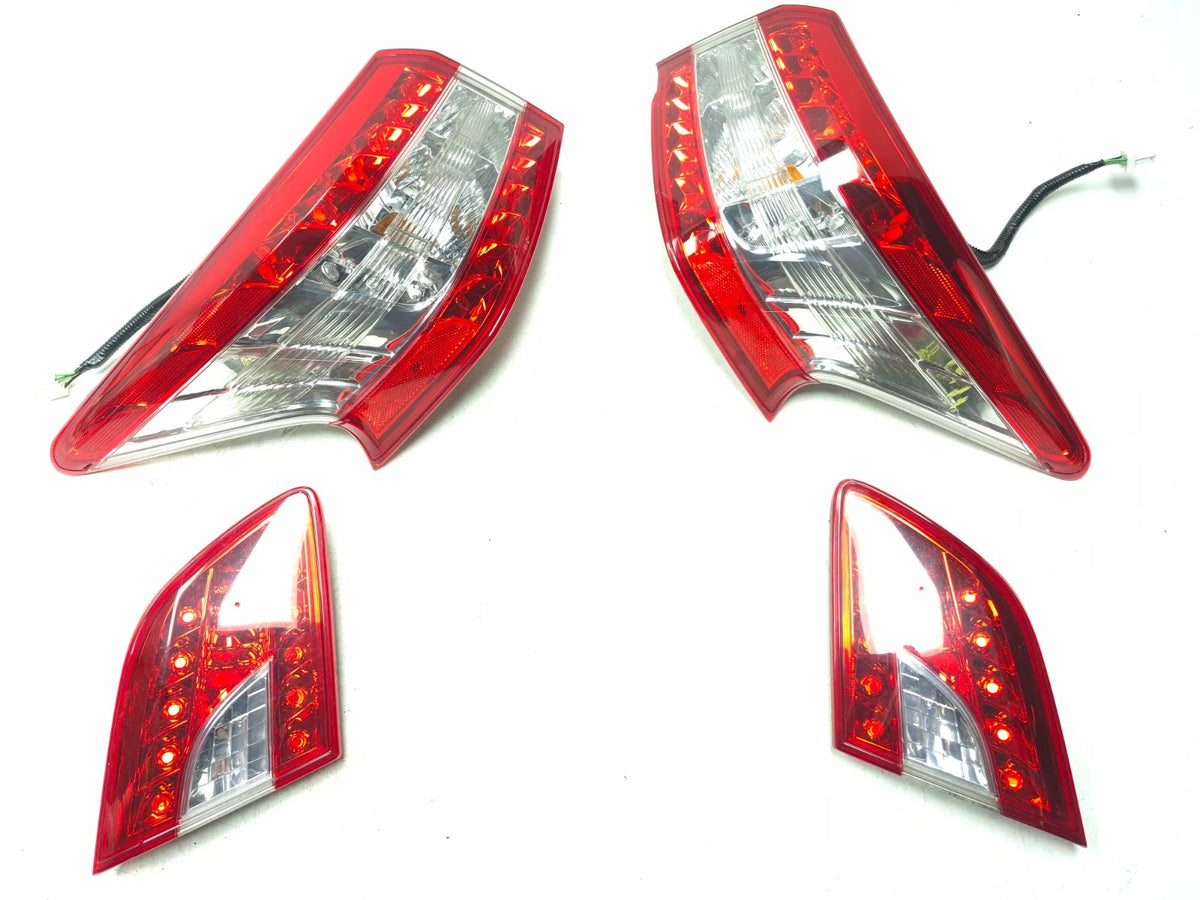 2015 Nissan Sentra Rear Tail Light Left & Right 4 Pcs OEM