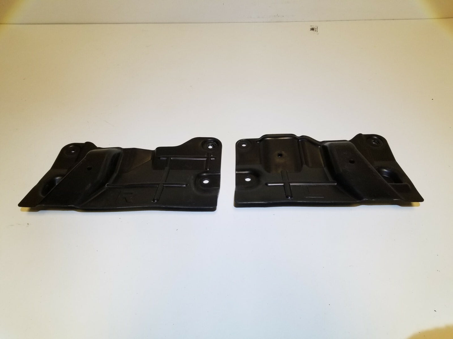 16 17 18 19 Nissan Rogue Floor Undercover Splash Shield Left & Right Pair OEM