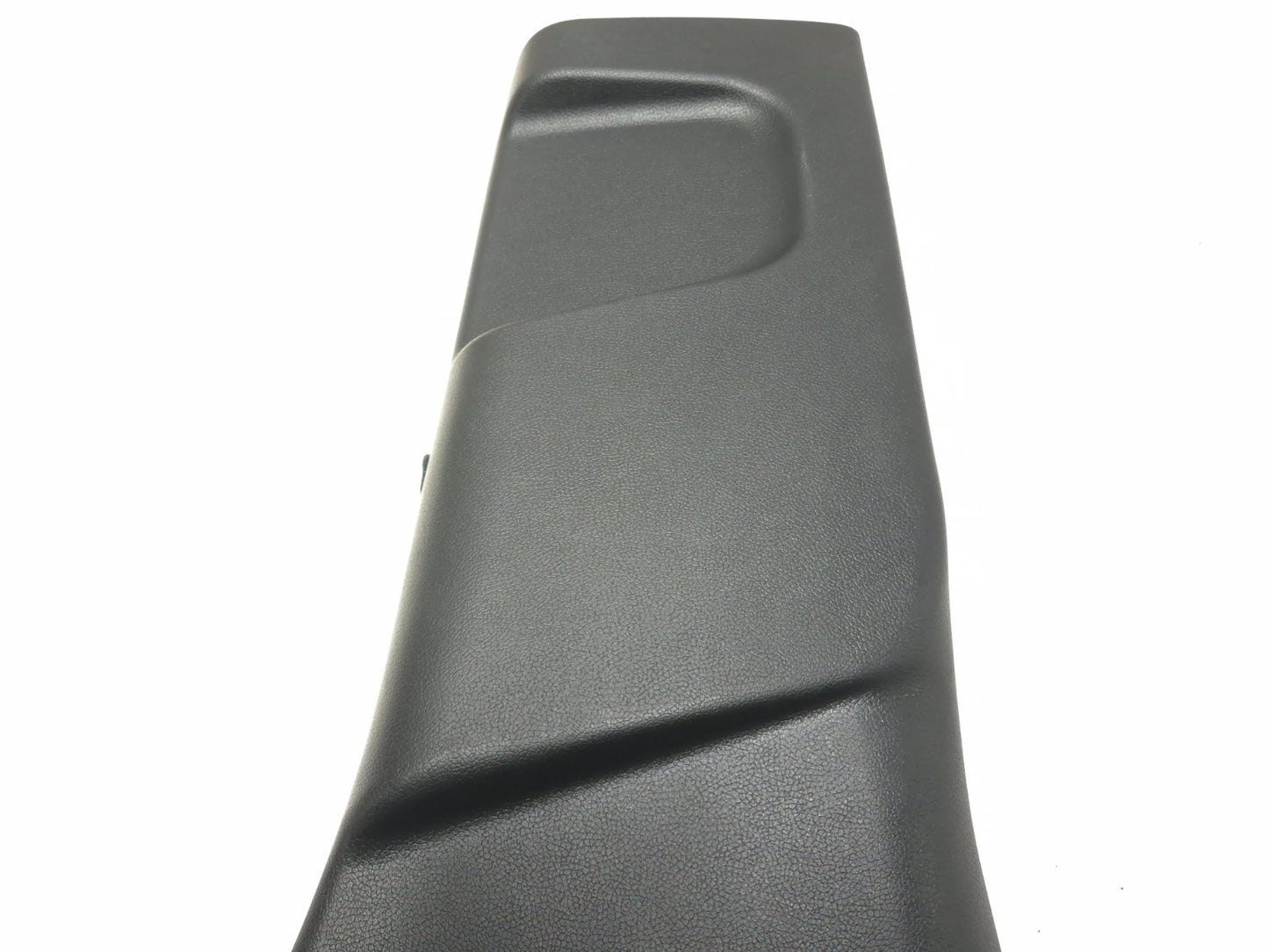 2016 Hyundai Elantra Lower Center B Pillar Trim Cover Left & Right Pair OEM