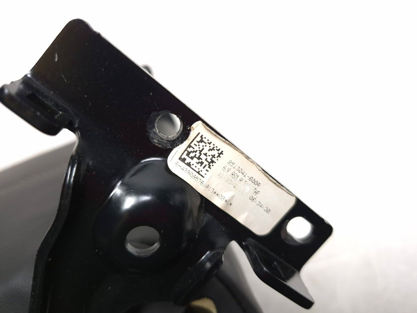 2017 Cadillac Ats Luxury Rear Seat Arm Rest OEM