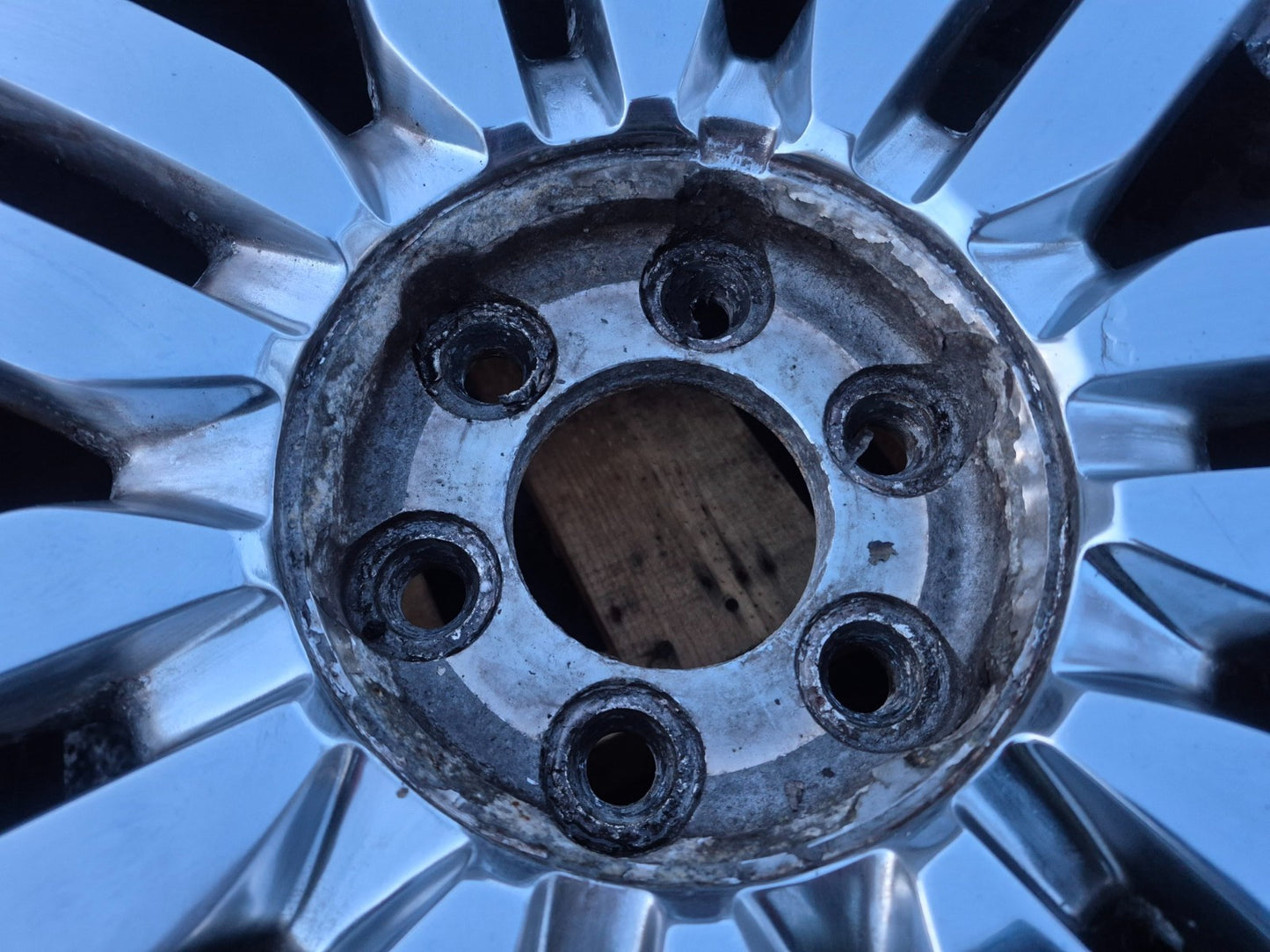 2008 Lincoln Navigator L Wheel Rim W/tire Hankook 275/55 R20 6/32 4 Pcs OEM
