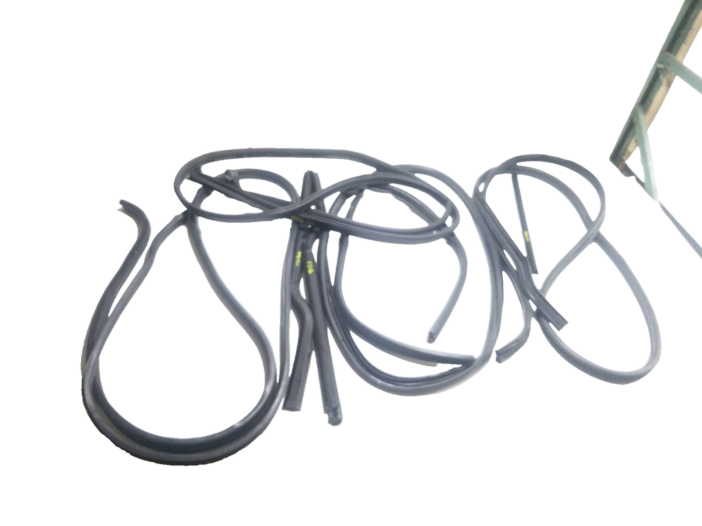 10 - 13 Ford Transit Connect Door Weatherstrip Front Left & Right OEM