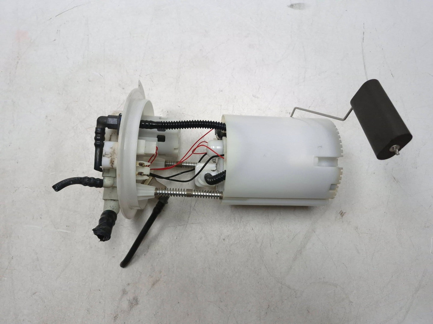 2014 Fiat 500l Fuel Pump Assembly OEM