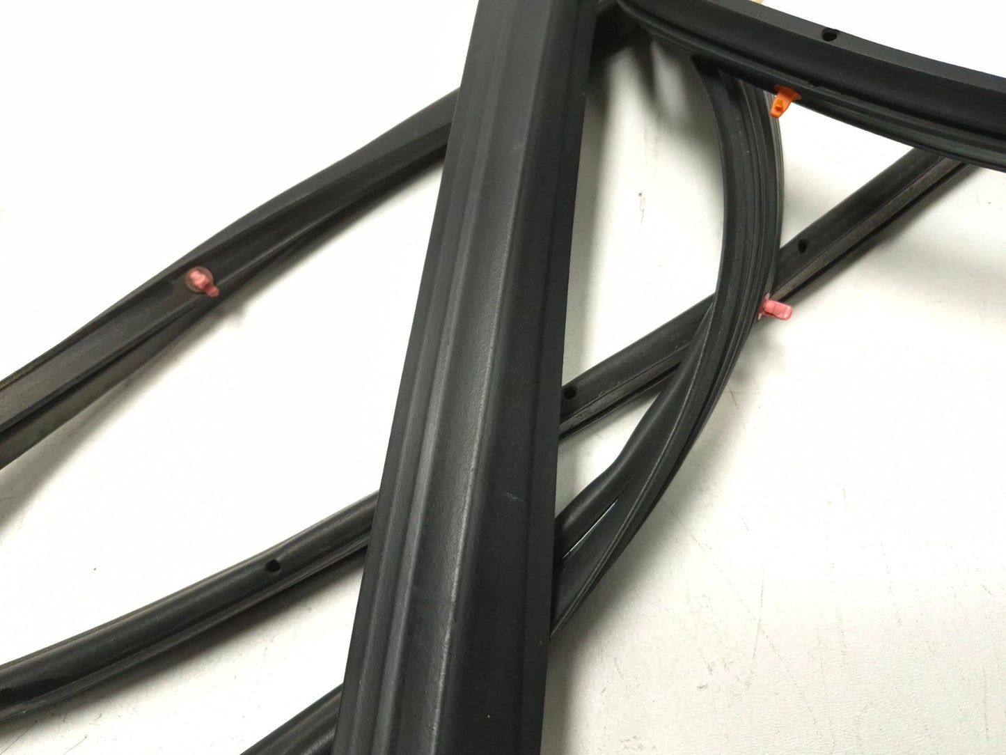 2007 Acura Tl Type-s Front Door Weatherstrip Seal Left Driver Side Set OEM