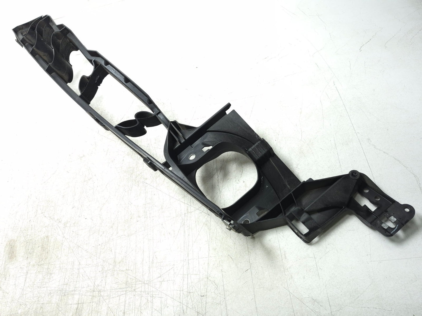 2008 BMW X6 E71 Front Fender Support Mount Bracket Left & Right OEM