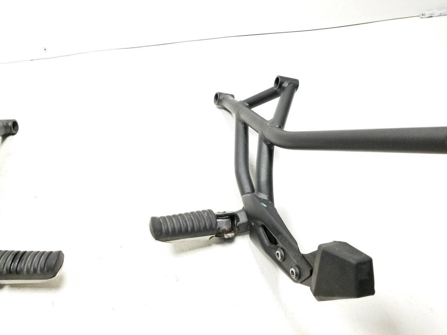 2015-2018 Kawasaki Klz1000 Versys 1000 Rear Foot Peg W/ Bracket Left & Right OEM