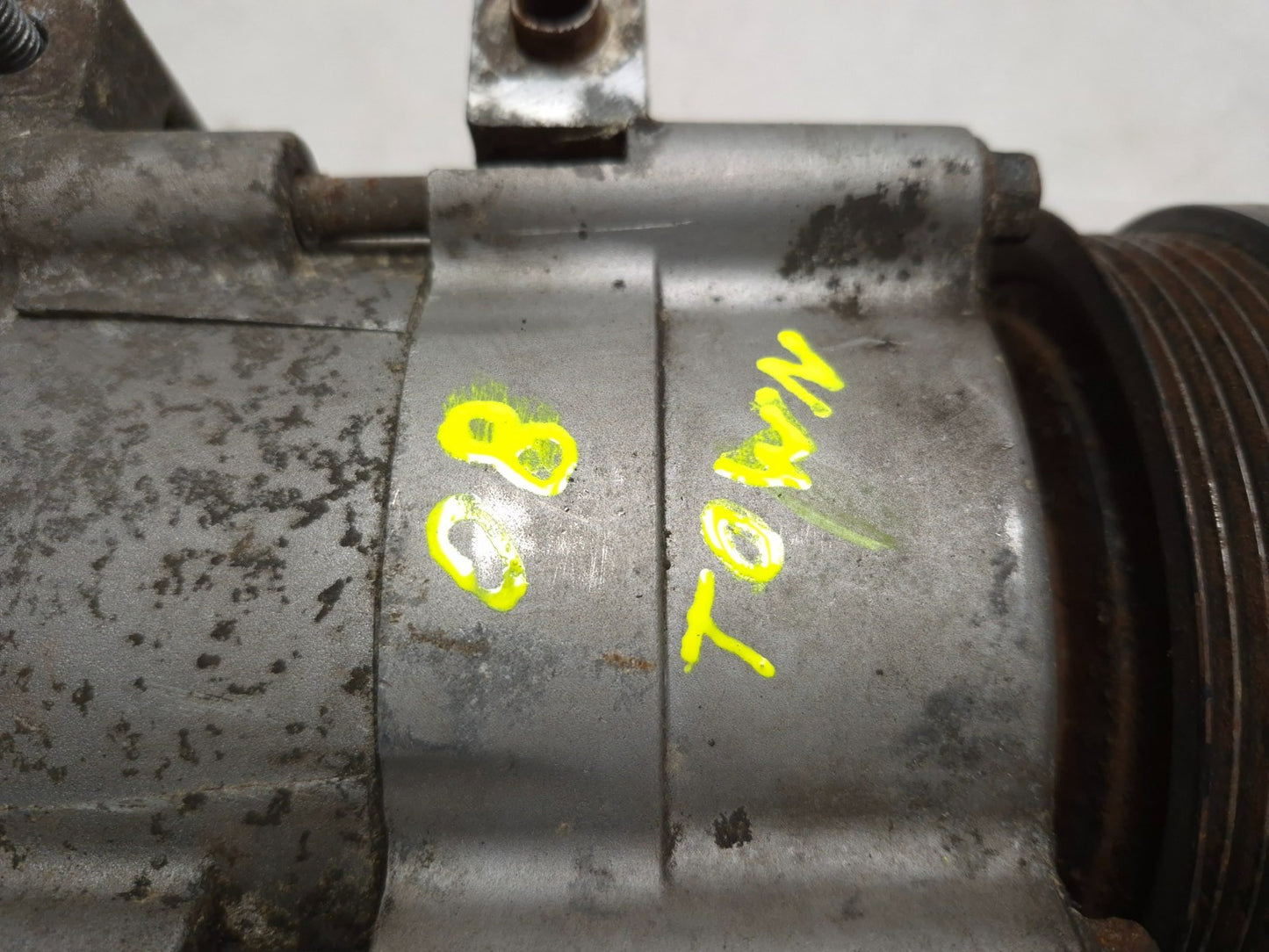 2007 2008 Lincoln Town Car A/c Compressor 19d629-cc0ea 4.6l OEM 65k