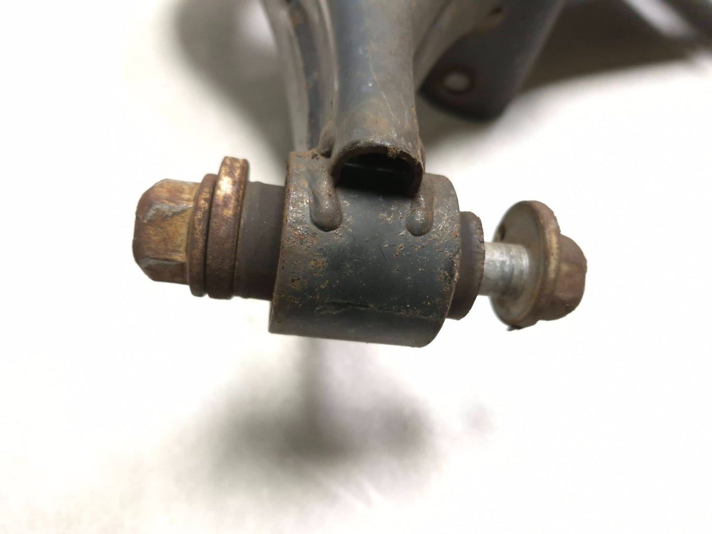 2018 Nissan Altima Rear Control Arm Passenger Side Right 2pcs OEM